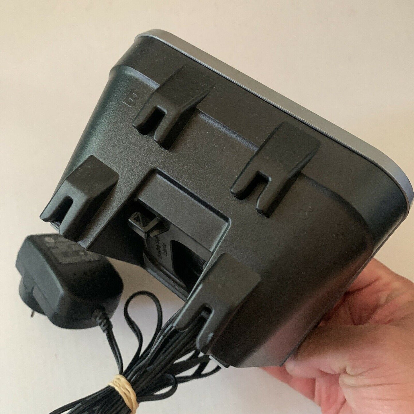 Telstra 9200a Answering Machine & Charger *Doesn't Include Handset*