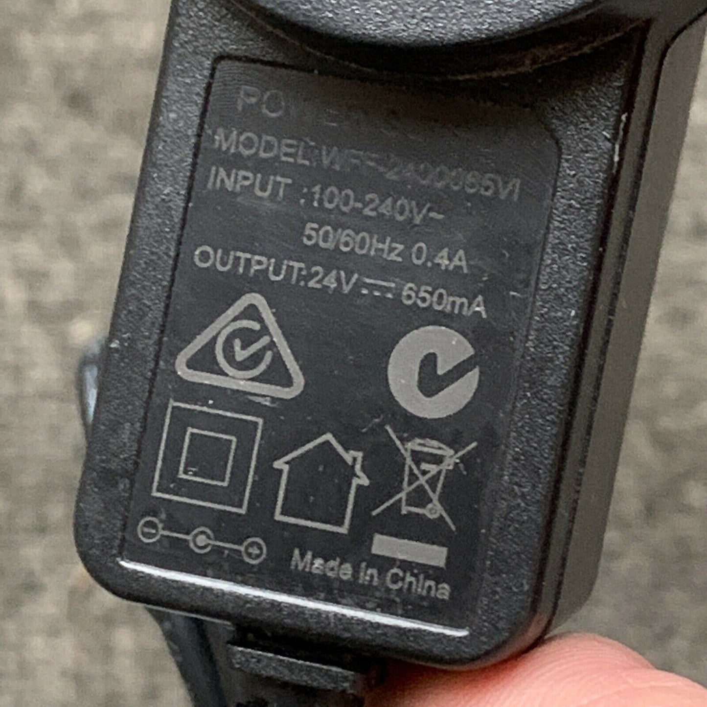 Power Supply WFF-2400065VI Input: 100-240V Output 24V 650mA