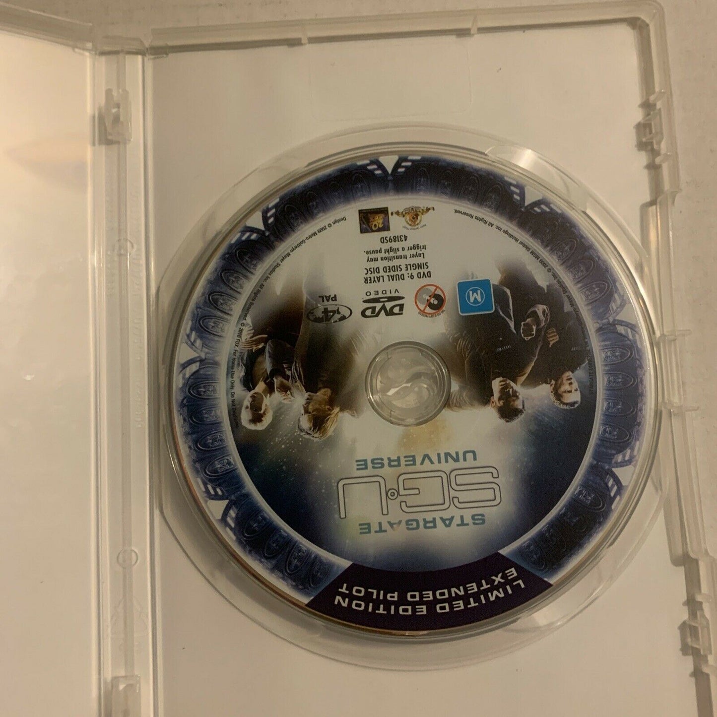 Stargate Universe - Limited Edition Extended Pilot (DVD, 2010) Region 4&2