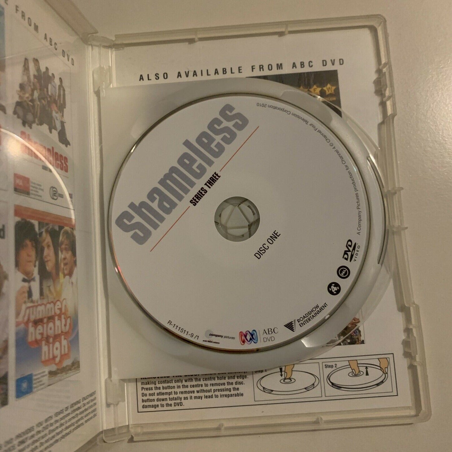 Shameless - UK Version: Series 1,2,3 (DVD, 2010, 6-Disc) Region 4