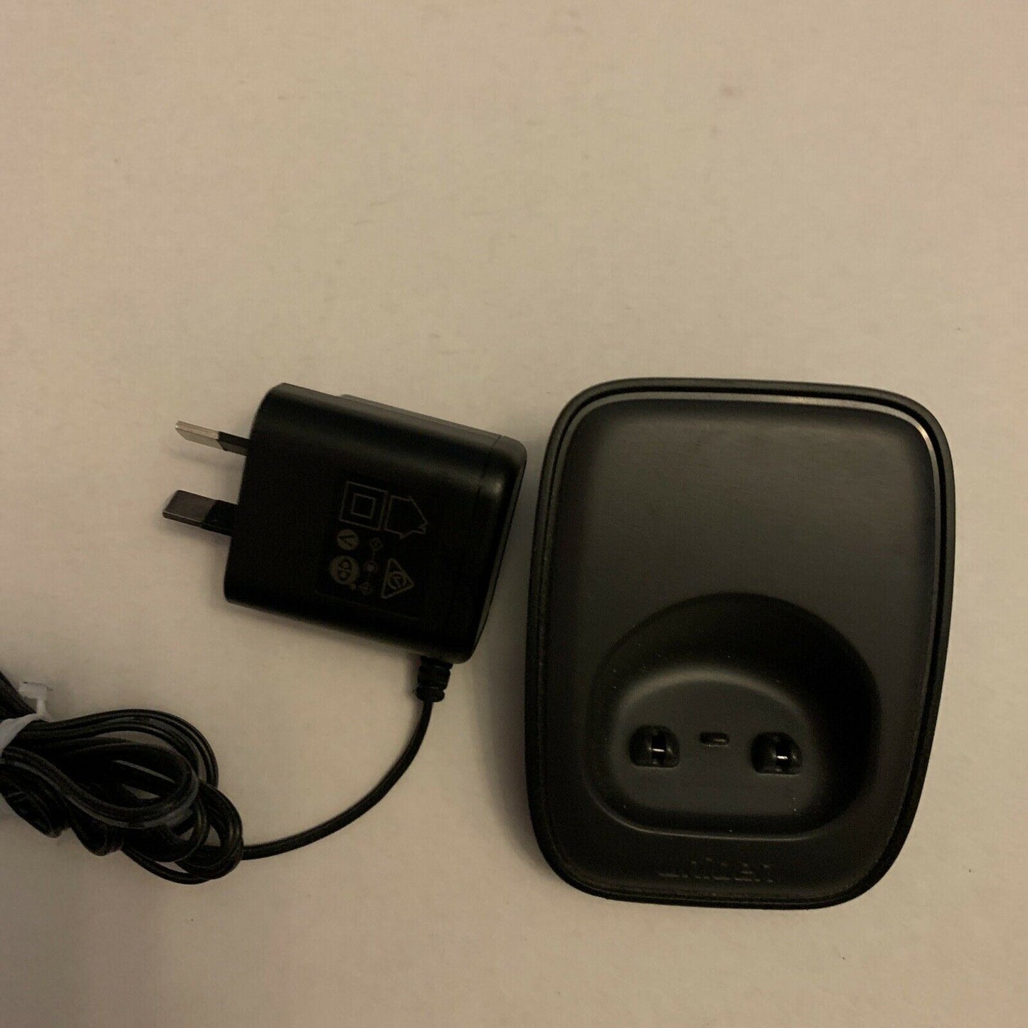 Uniden Cordless Telephone Charger & AAD-600S(R) AC Adapter