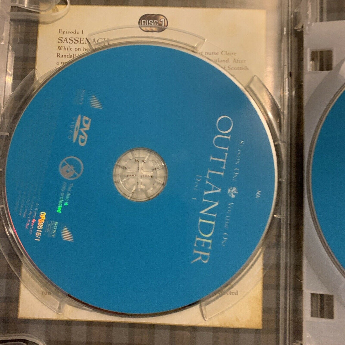 Outlander : Season 1 (DVD, 2015, 6-Disc Set) Region 4&2