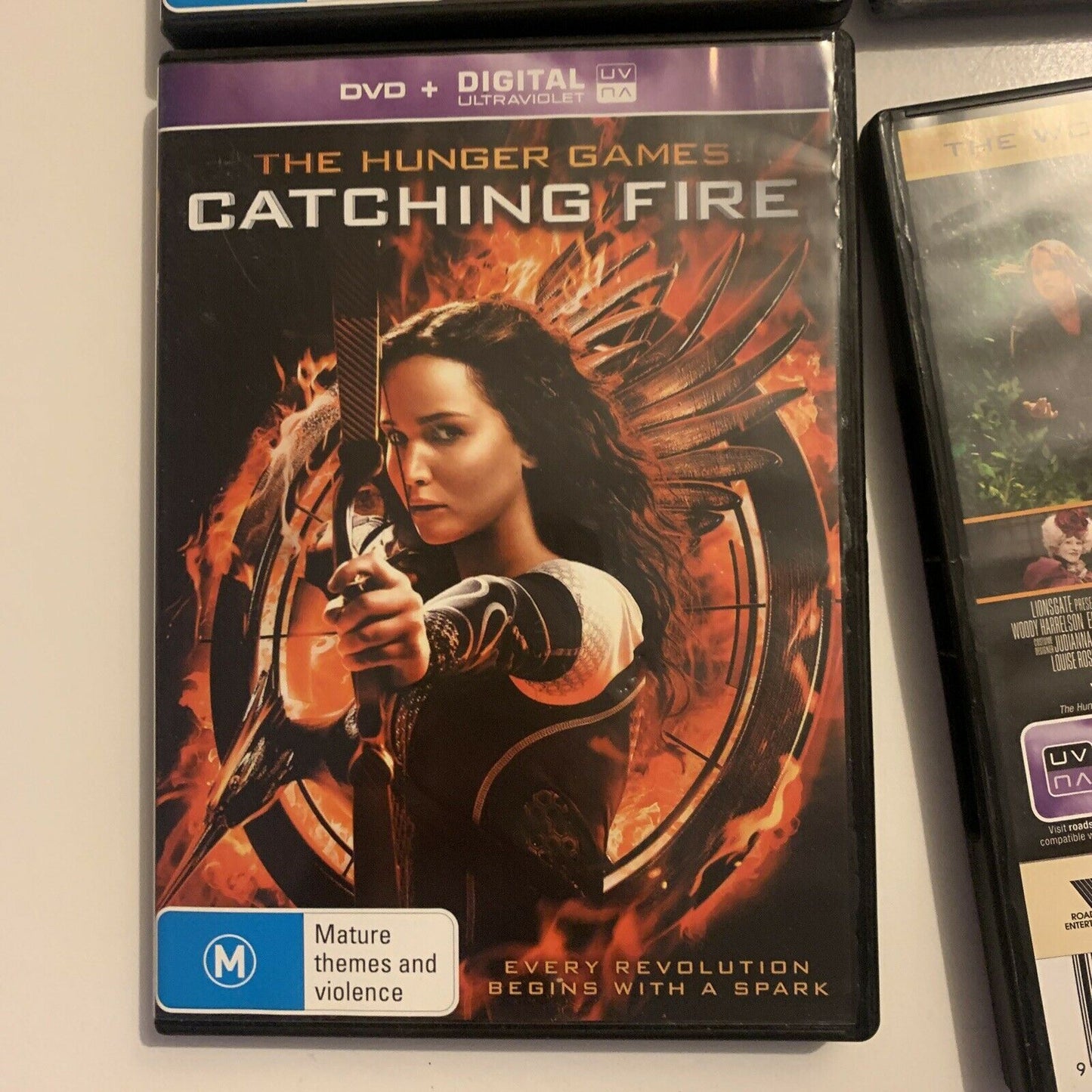 The Hunger Games / Catching Fire / Mockingjay Part 1 & 2 (DVD, 2015, 4-Disc)