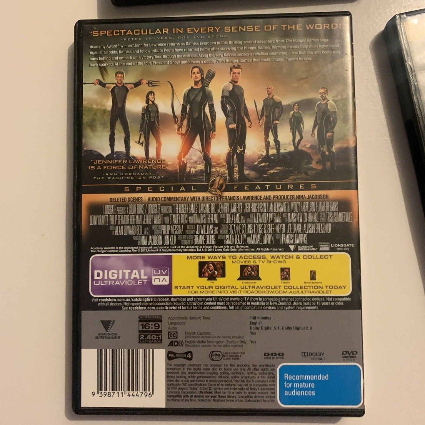 The Hunger Games / Catching Fire / Mockingjay Part 1 & 2 (DVD, 2015, 4-Disc)