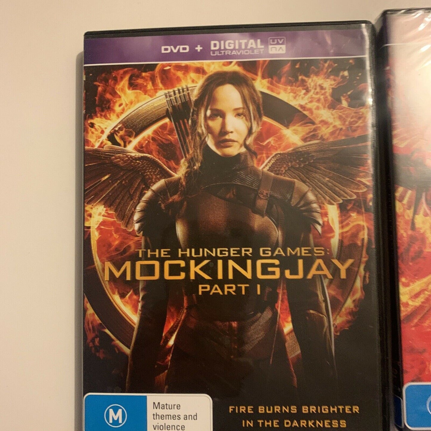 The Hunger Games / Catching Fire / Mockingjay Part 1 & 2 (DVD, 2015, 4-Disc)