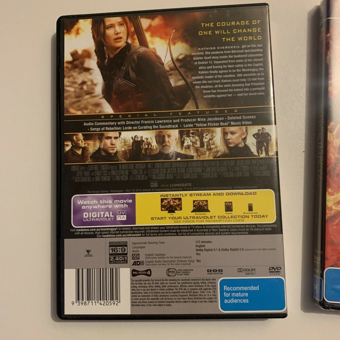 The Hunger Games / Catching Fire / Mockingjay Part 1 & 2 (DVD, 2015, 4-Disc)