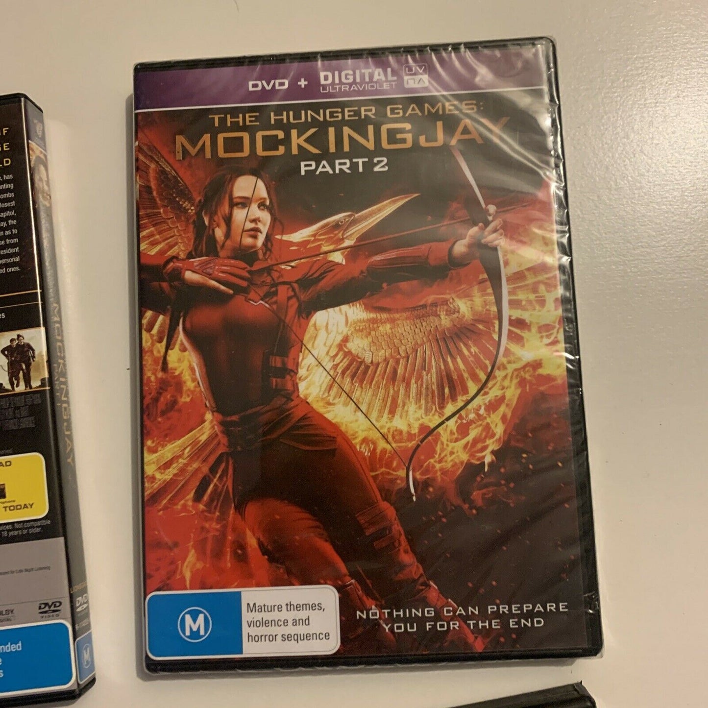 The Hunger Games / Catching Fire / Mockingjay Part 1 & 2 (DVD, 2015, 4-Disc)