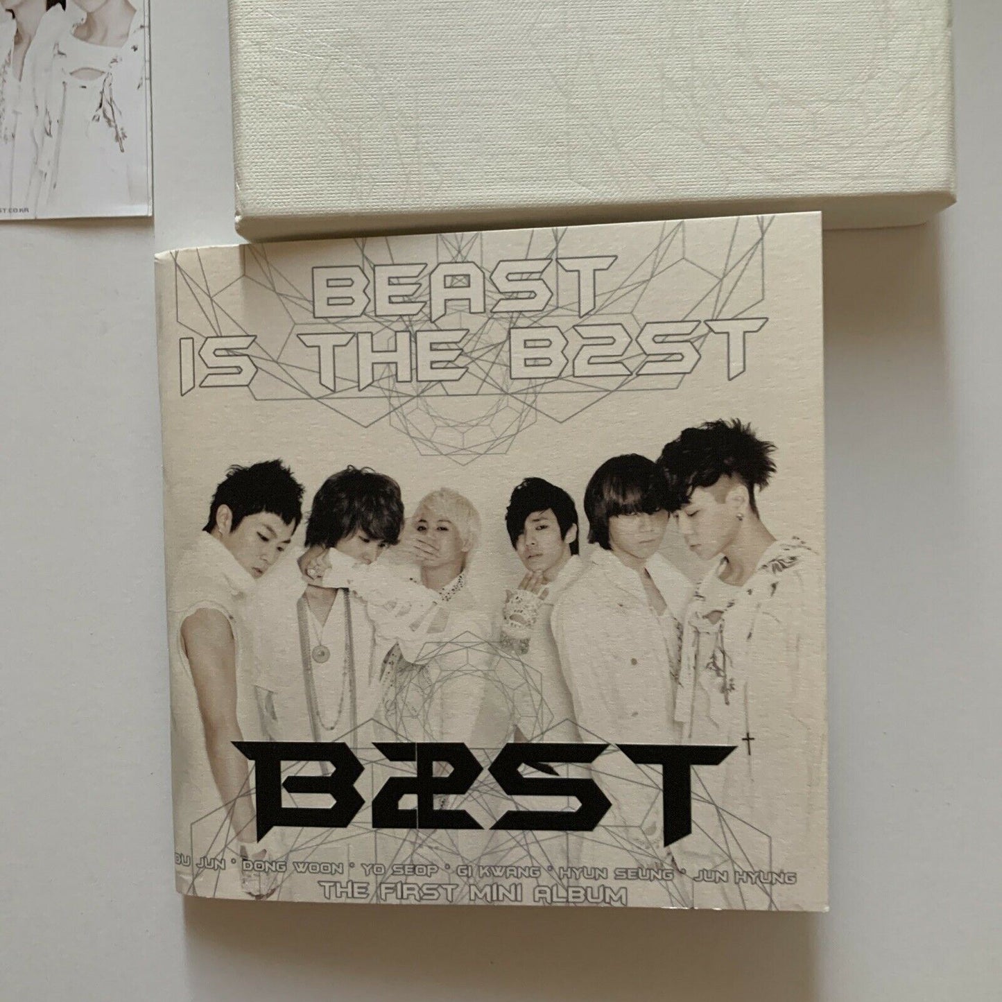 BEAST B2ST - Beast Is The B2st (1st Mini Album) CD + Photo Booklet + Extra Gift
