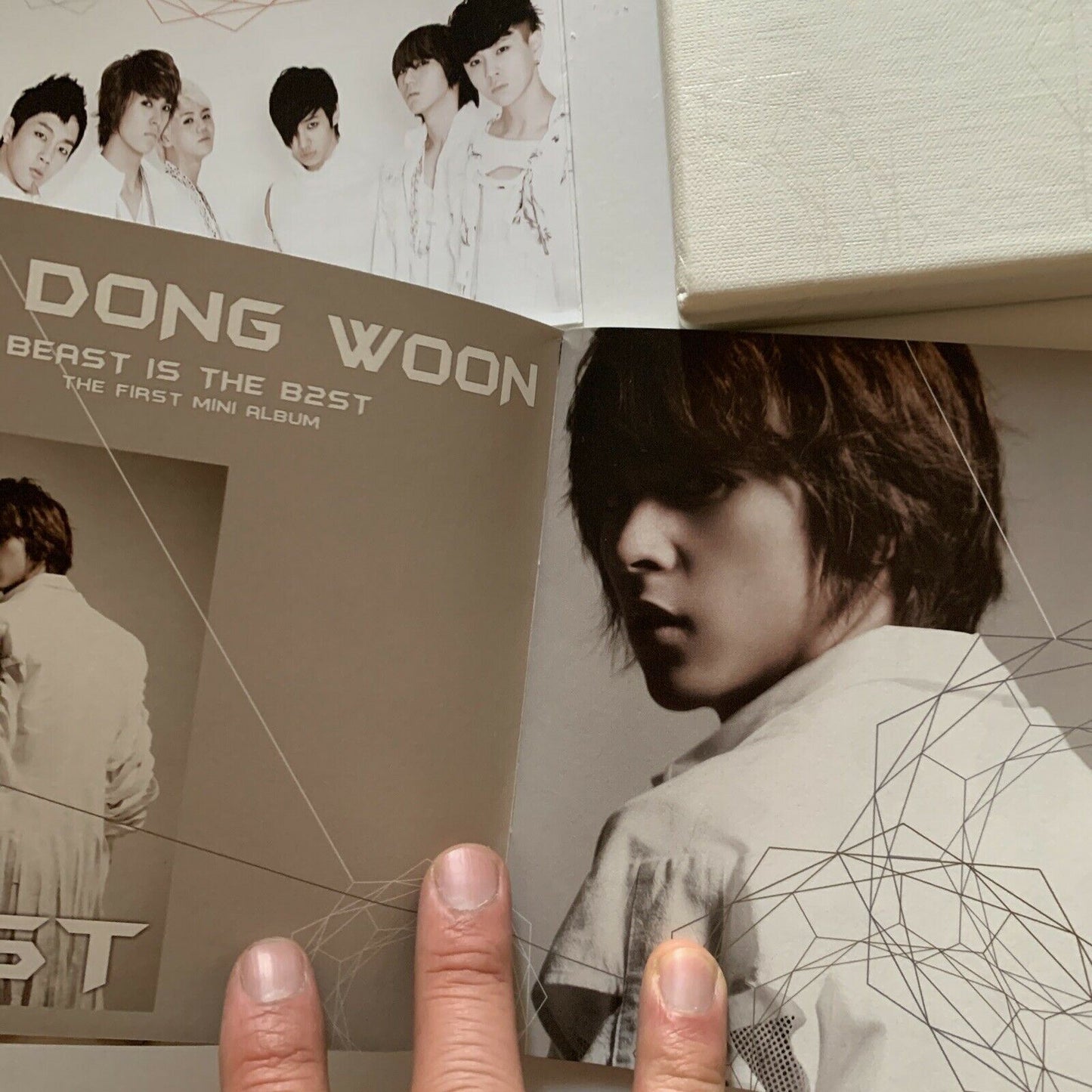 BEAST B2ST - Beast Is The B2st (1st Mini Album) CD + Photo Booklet + Extra Gift