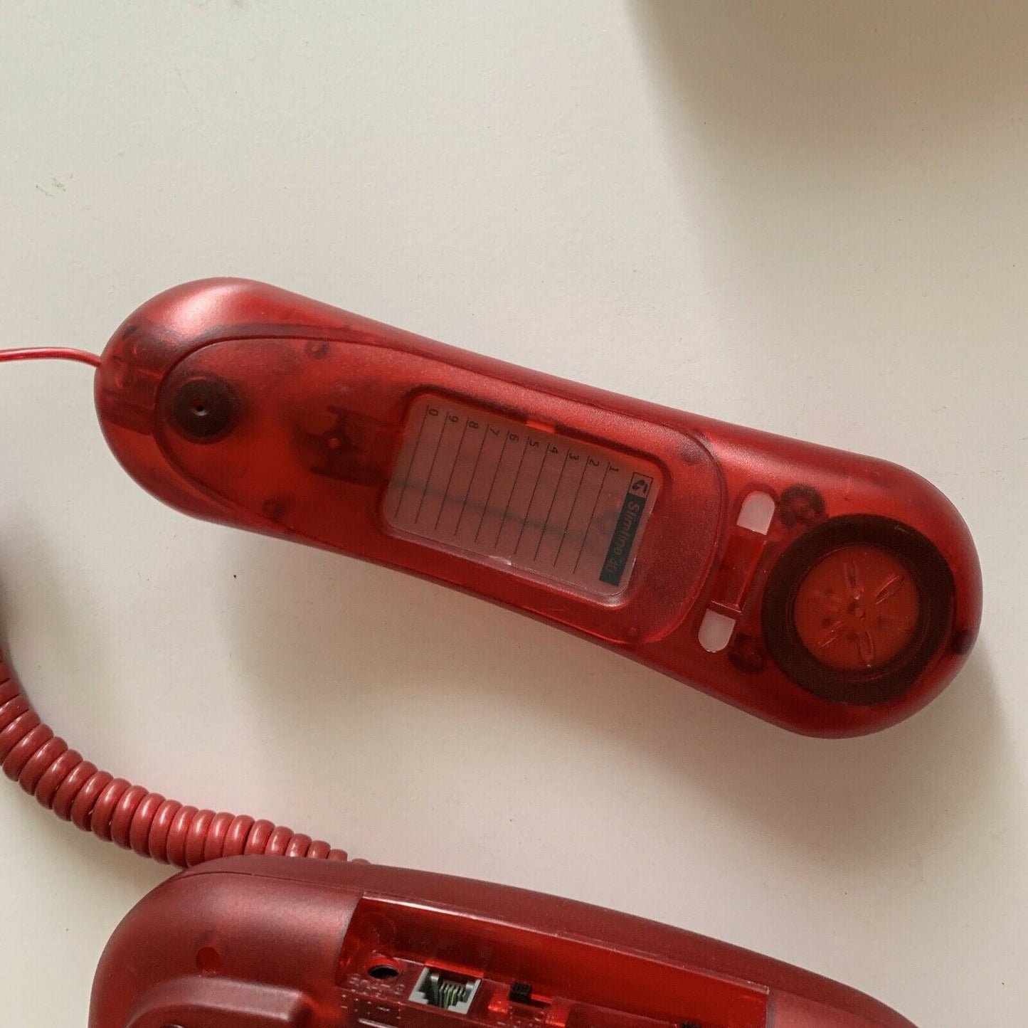 Telstra Slimline 40 Single Landline Phone Red