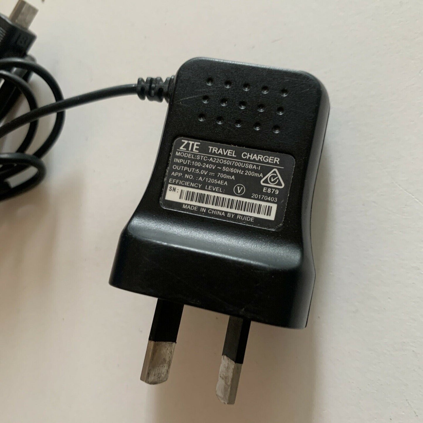 ZTE Travel Charger STC-A22O501700USBA-I 5V 700mA Micro USB
