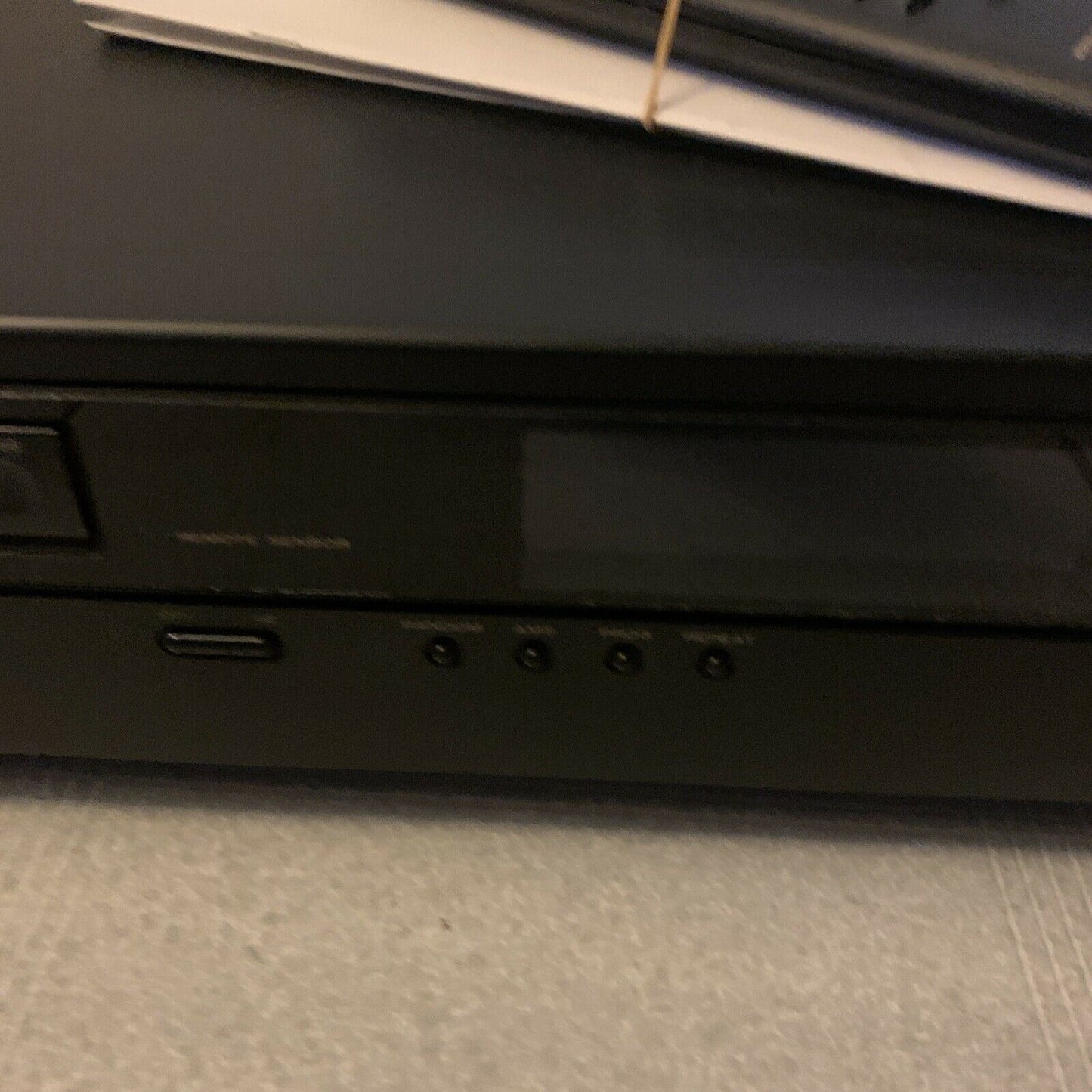 Marantz CD-40 Stereo Compact Disc Player With Remote & Manual