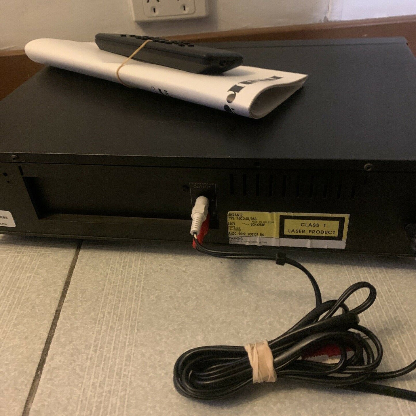 Marantz CD-40 Stereo Compact Disc Player With Remote & Manual