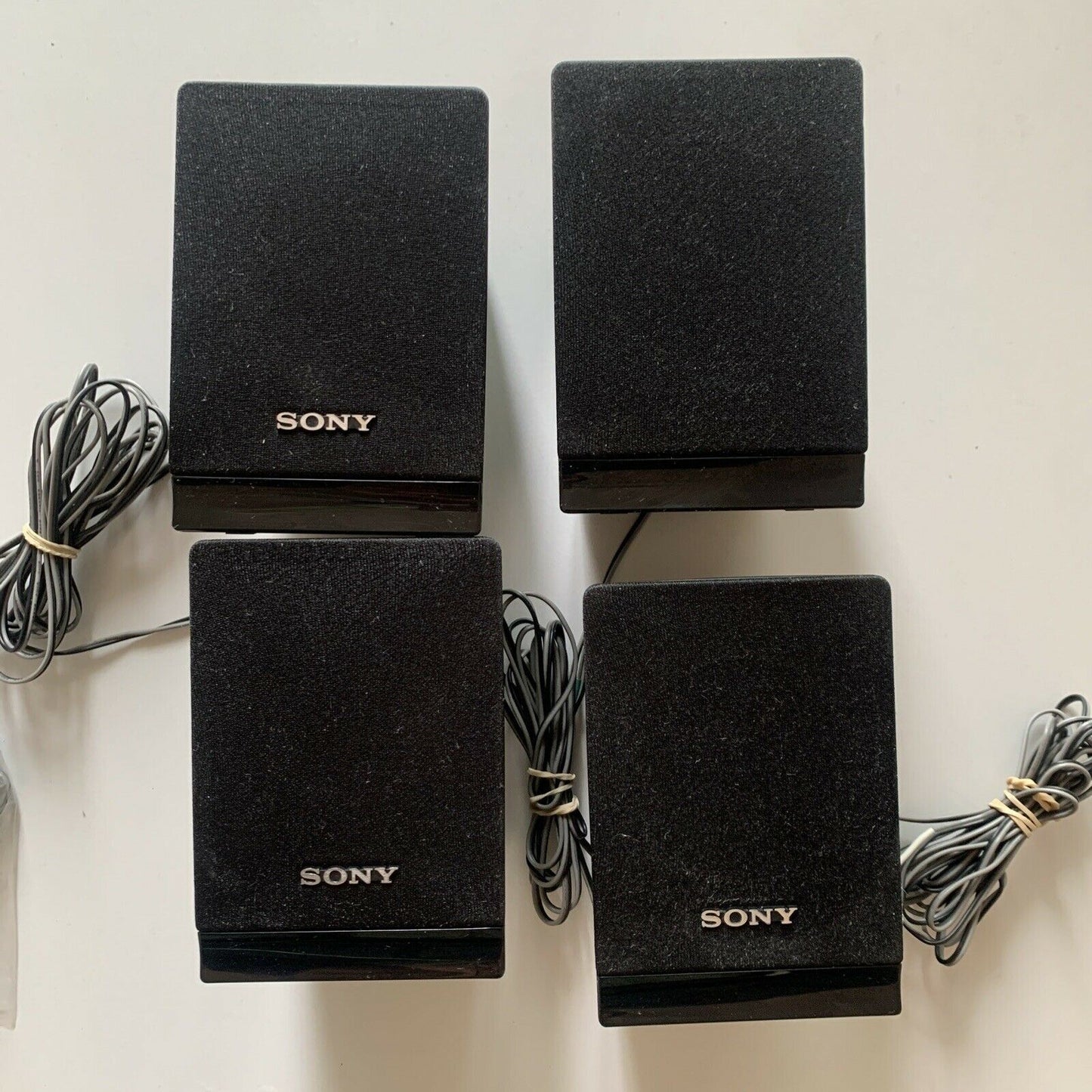4x Sony SS-TS121 Speakers (Surround Left, Front Right, Front Left, Centre)