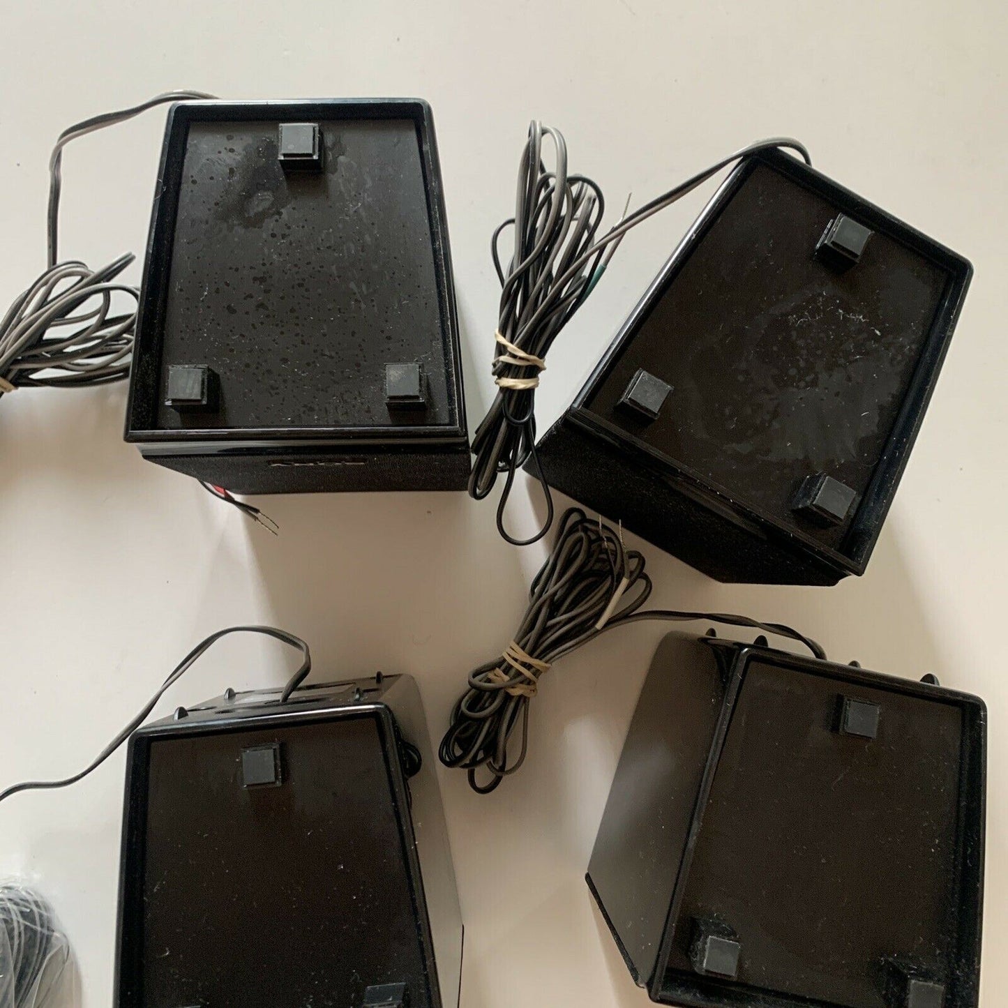 4x Sony SS-TS121 Speakers (Surround Left, Front Right, Front Left, Centre)