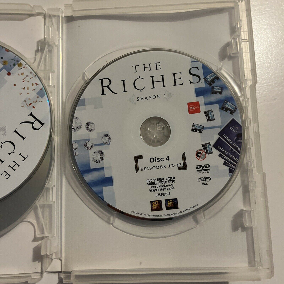 The Riches : Season 1 (DVD, 2007, 4-Disc) Eddie Izzard, Minnie Driver Region 4