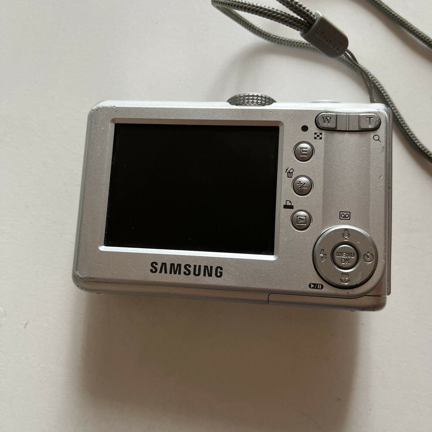 Samsung Digimax S500 Digital Camera 5.1MP With 2gb SD Card