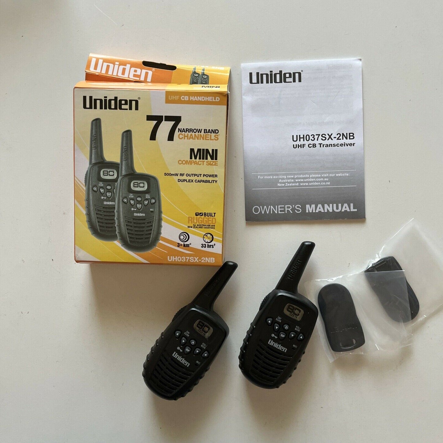 *Never Used* Uniden UH037SX-2NB UHF CB Handheld - Mini Compact Size - 77 Channel