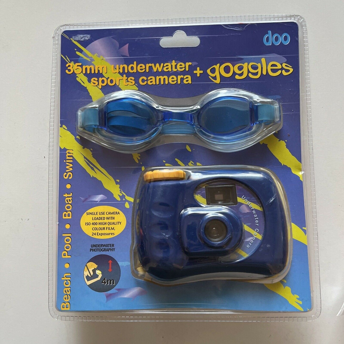 *New Sealed* 35mm Underwater Sports Camera & Goggles
