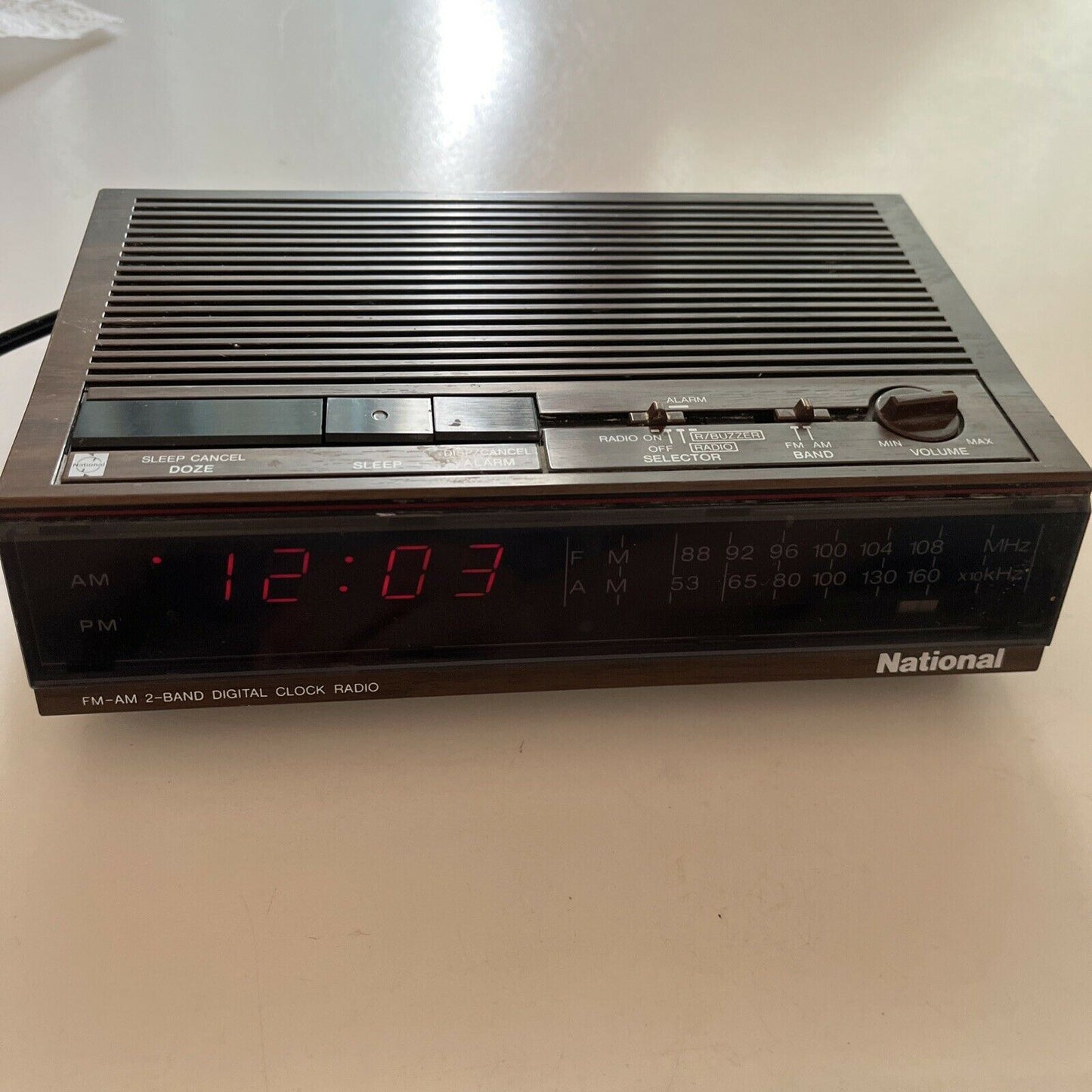 Vintage National RC-6060 Alarm Clock Radio FM/AM