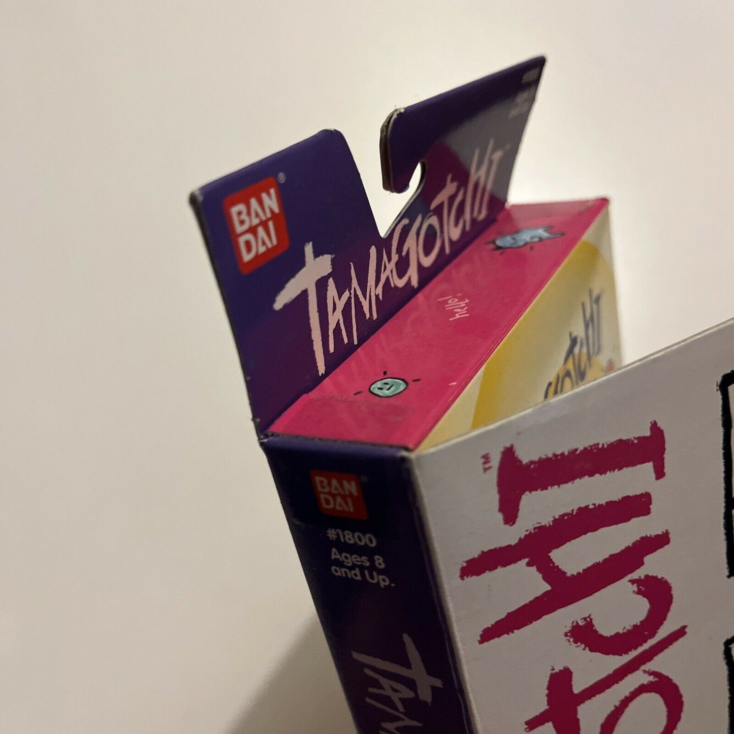 *New Unopened* Tamagotchi White 1997 - The Original Virtual Reality Pet #1800