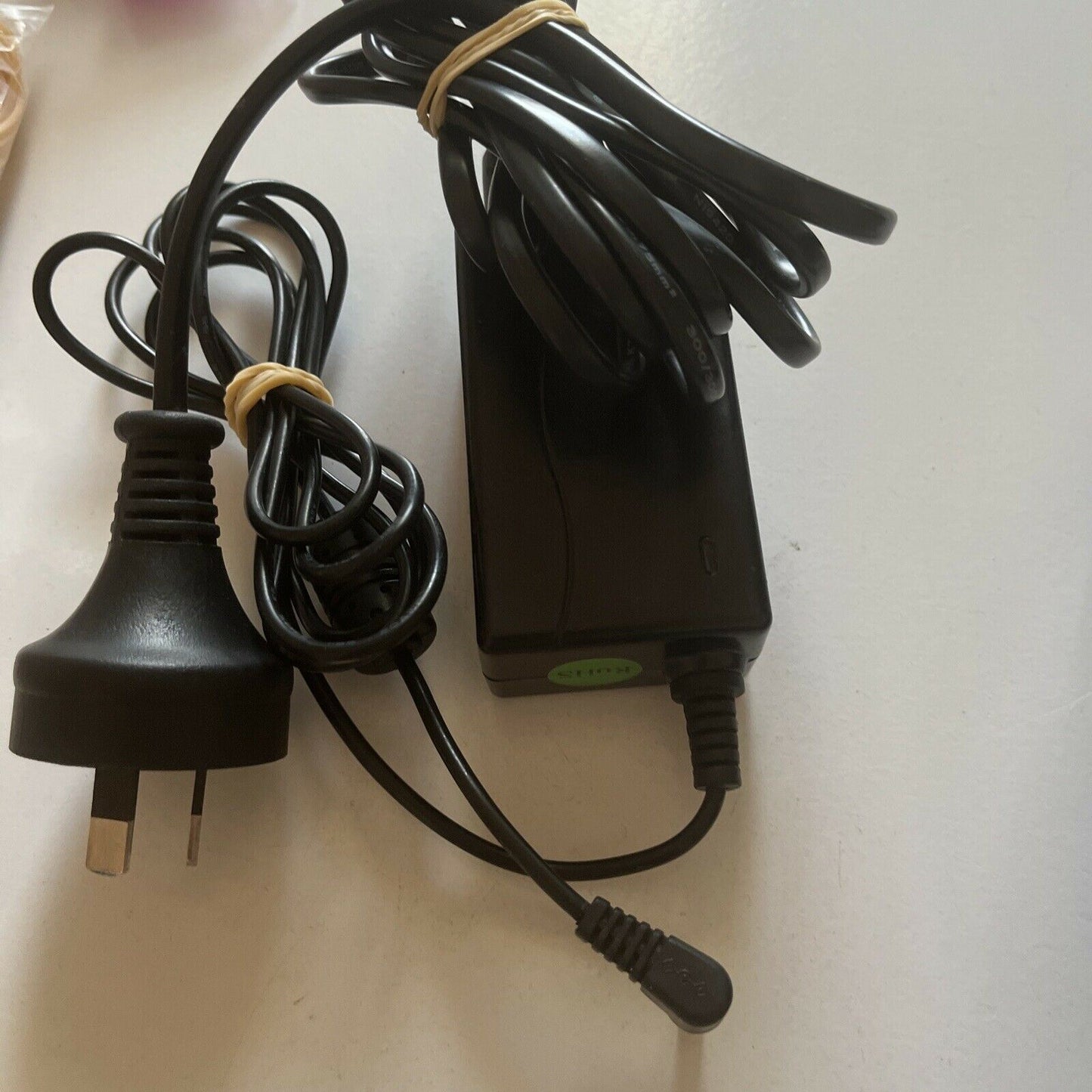 Base TF-DVD7751D 7" Portable DVD Player 17.5cm CD MP3 Play