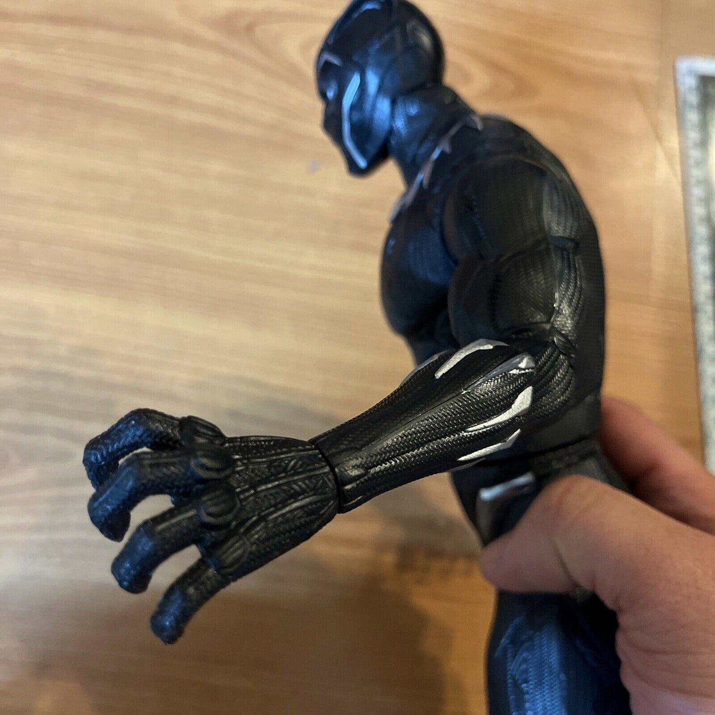 Black Panther 12" Action Figure Hasbro Marvel 2017