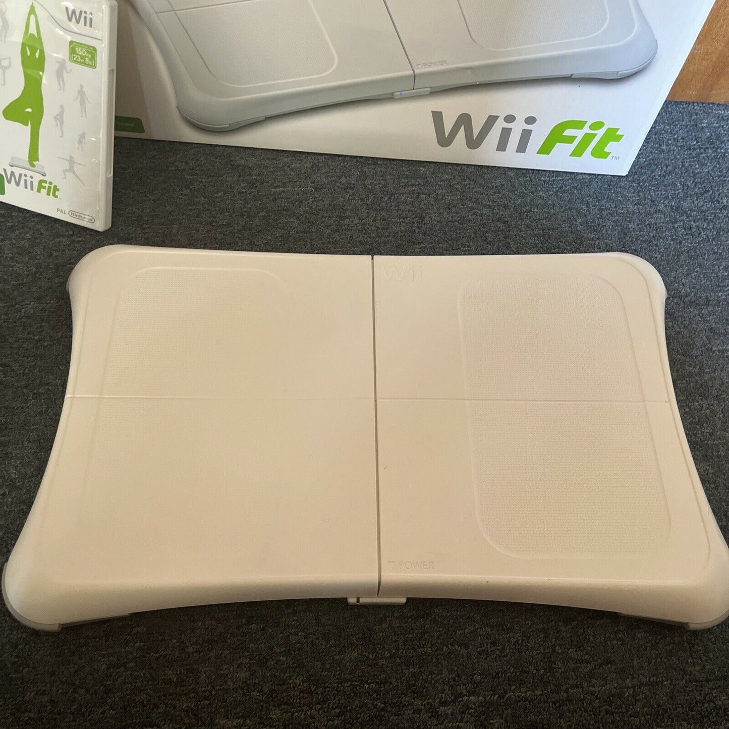 Nintendo Wii Fit Balance Fitness Board Boxed w/ Wii Fit Game