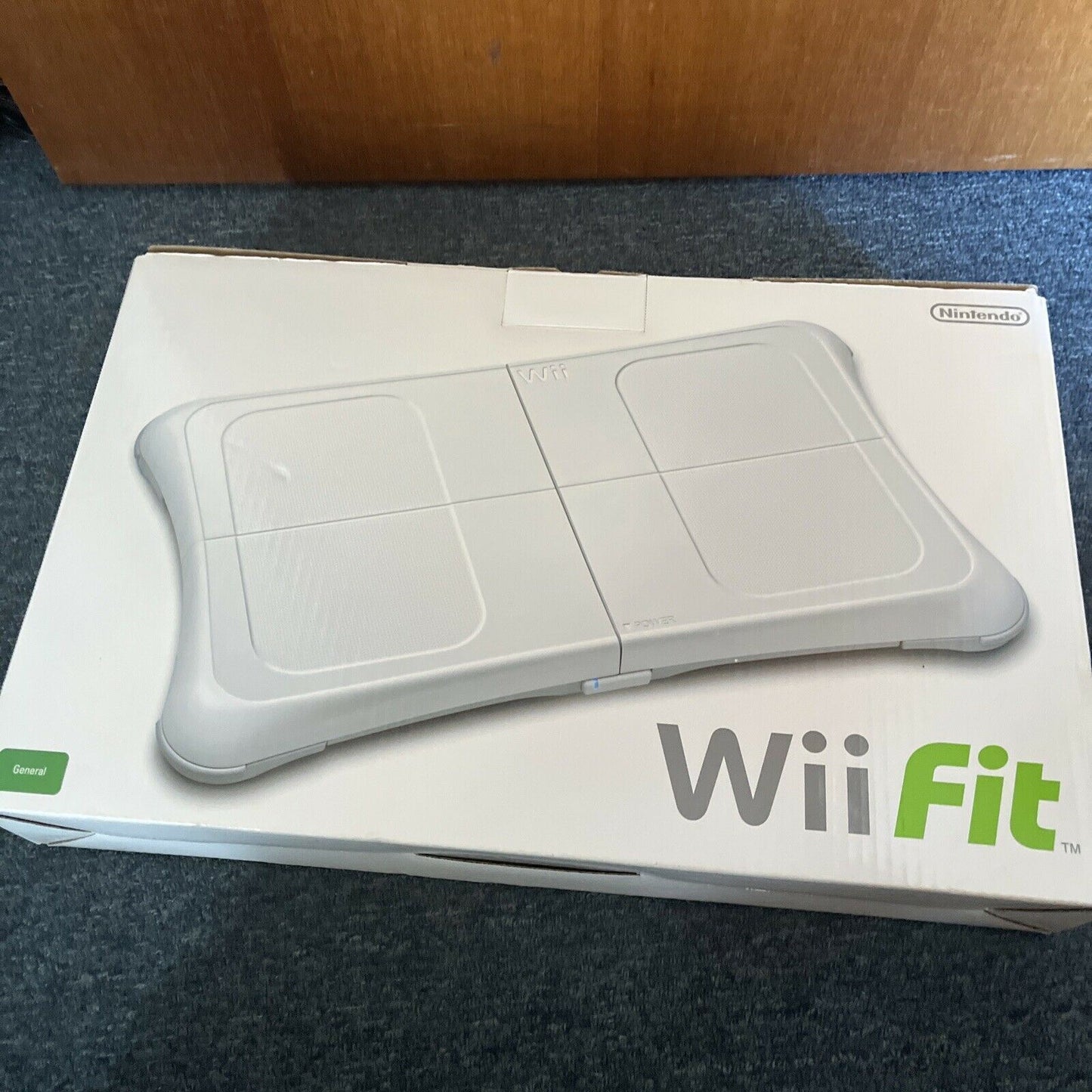Nintendo Wii Fit Balance Fitness Board Boxed w/ Wii Fit Game