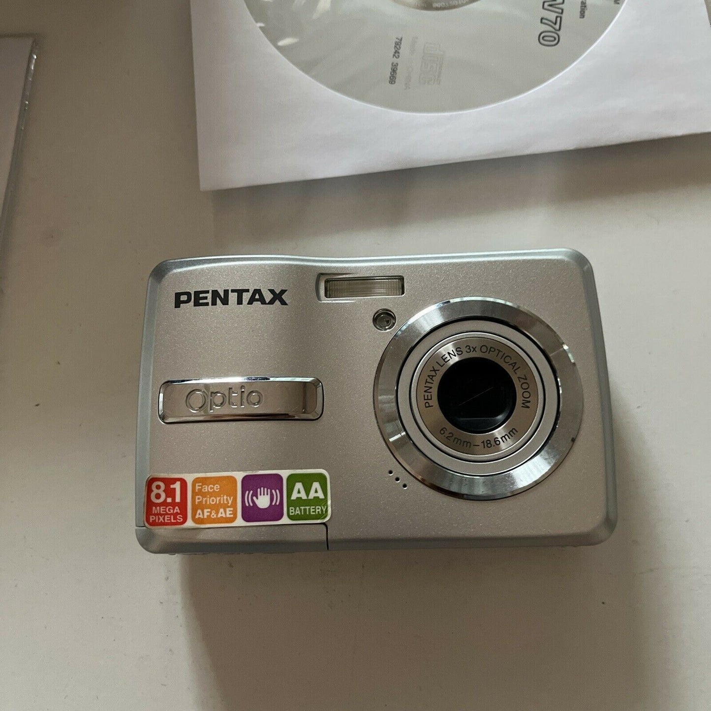 Pentax Optio E40 Digital Camera 8.1MP With Box Manual