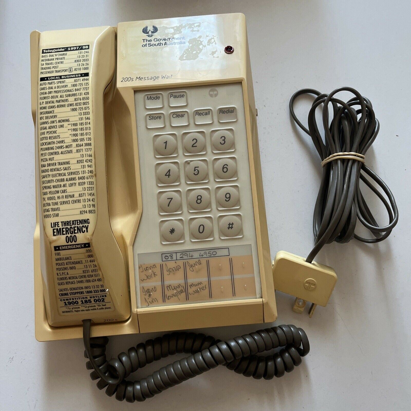 Telstra 200s Message Wait Single Landline Telephone Retro Unit