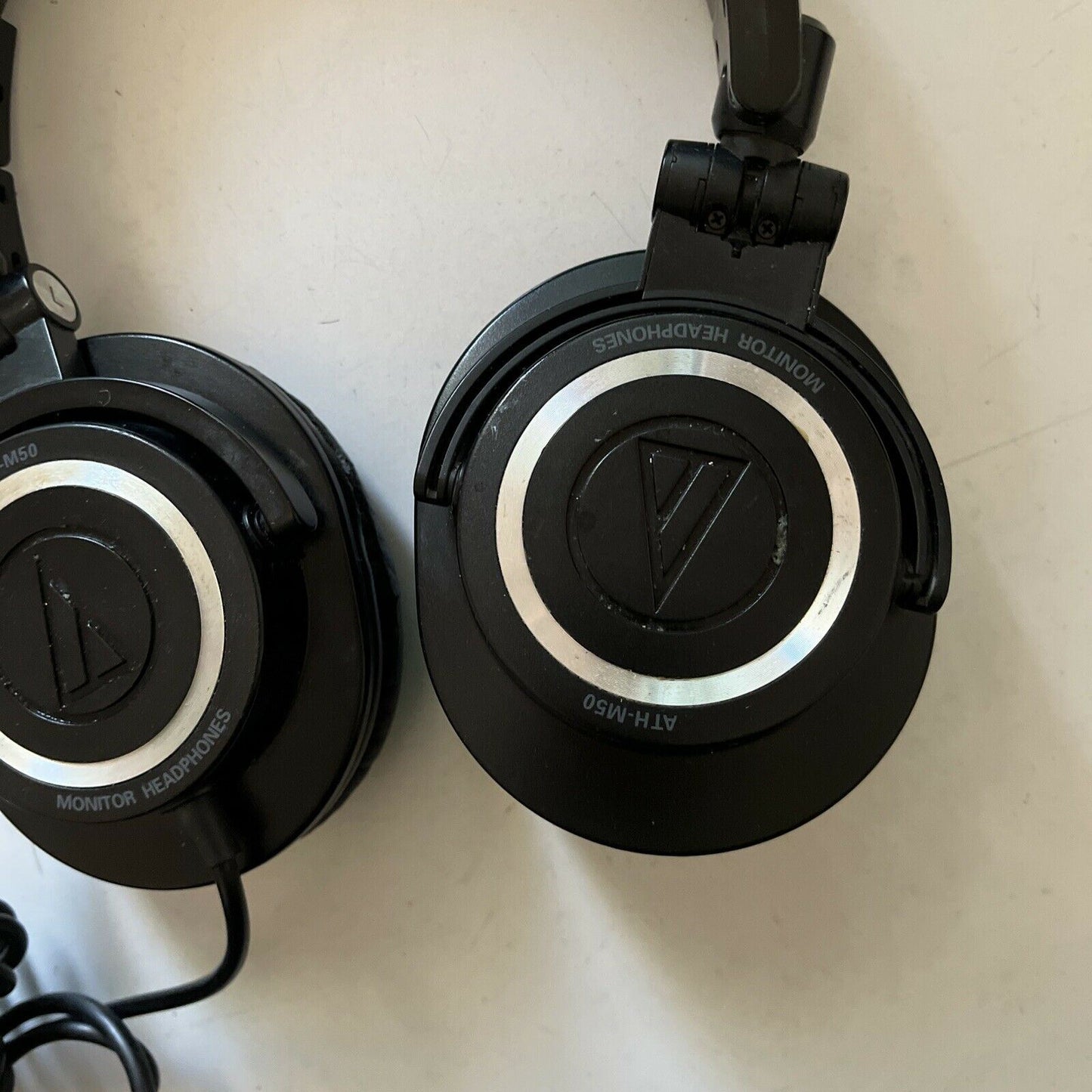Audio-Technica ATH-M50 Studio Monitor Over the Ear Headphones Black *Very Worn*