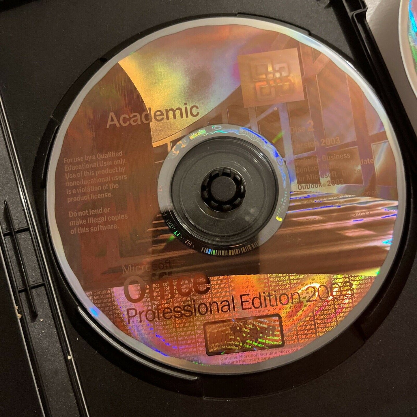 Microsoft Office Professional Edition 2003 - Academic Edition PC CDROM