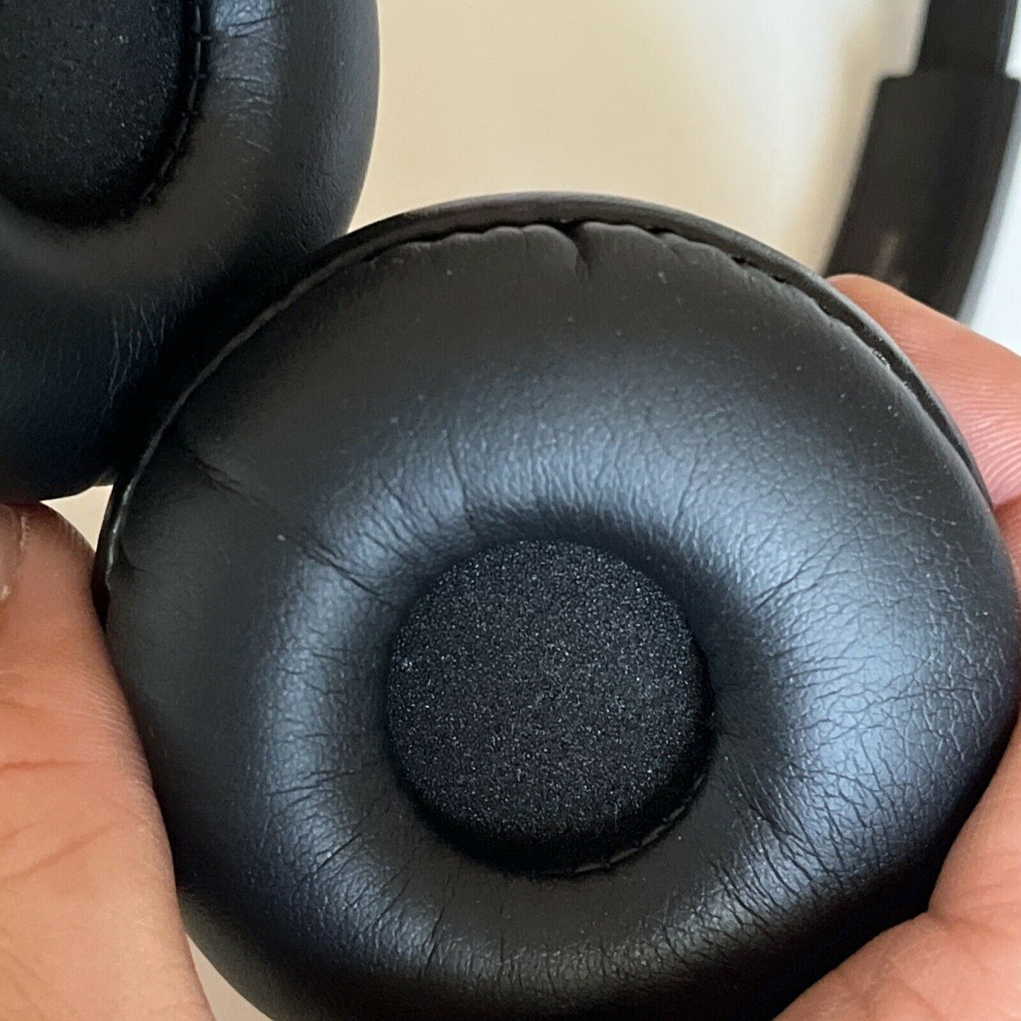 JVC Noise Cancelling Headphones with Retractable Cord HA-NC120