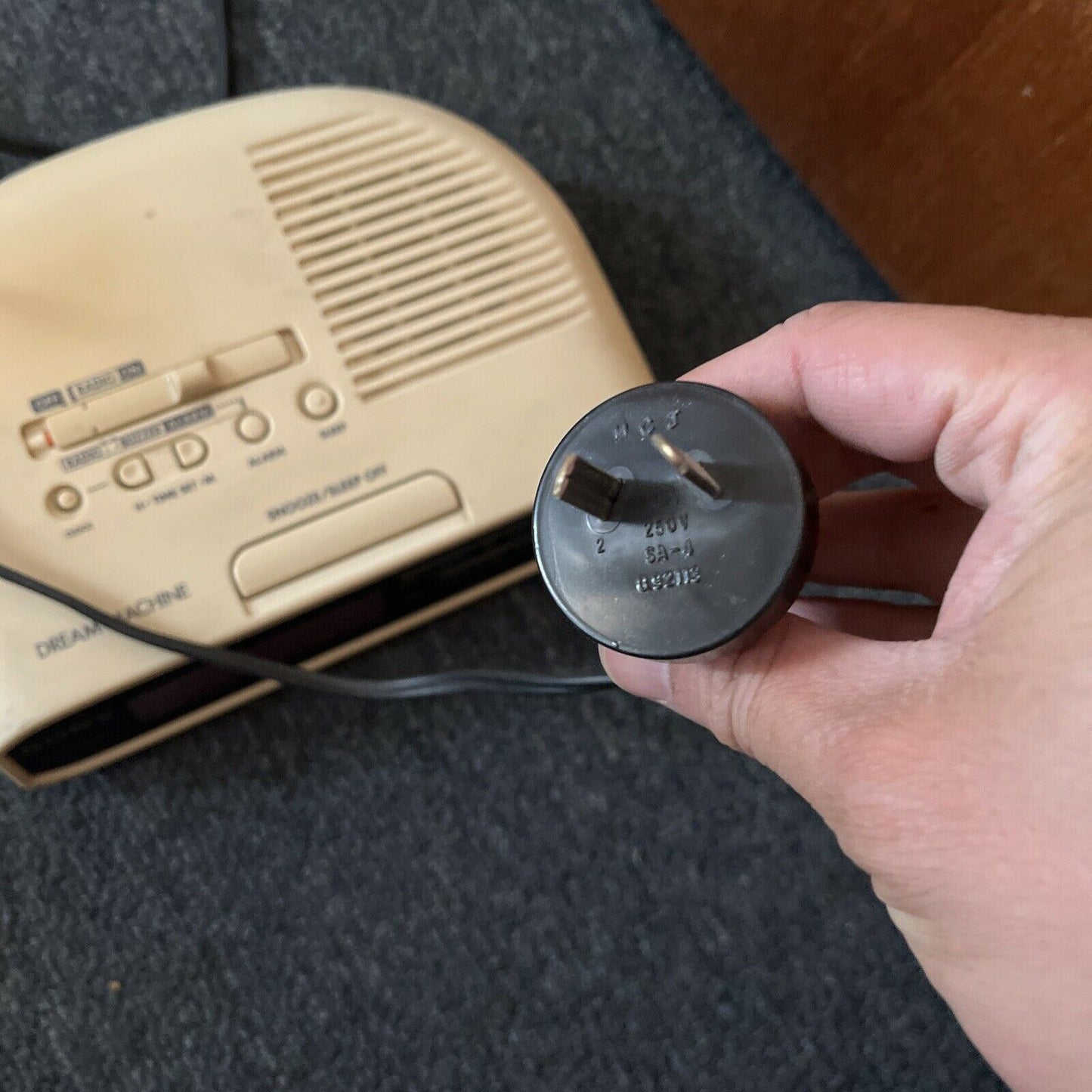 Vintage Sony Dream Machine ICF-C270 Clock Alarm FM/AM Radio