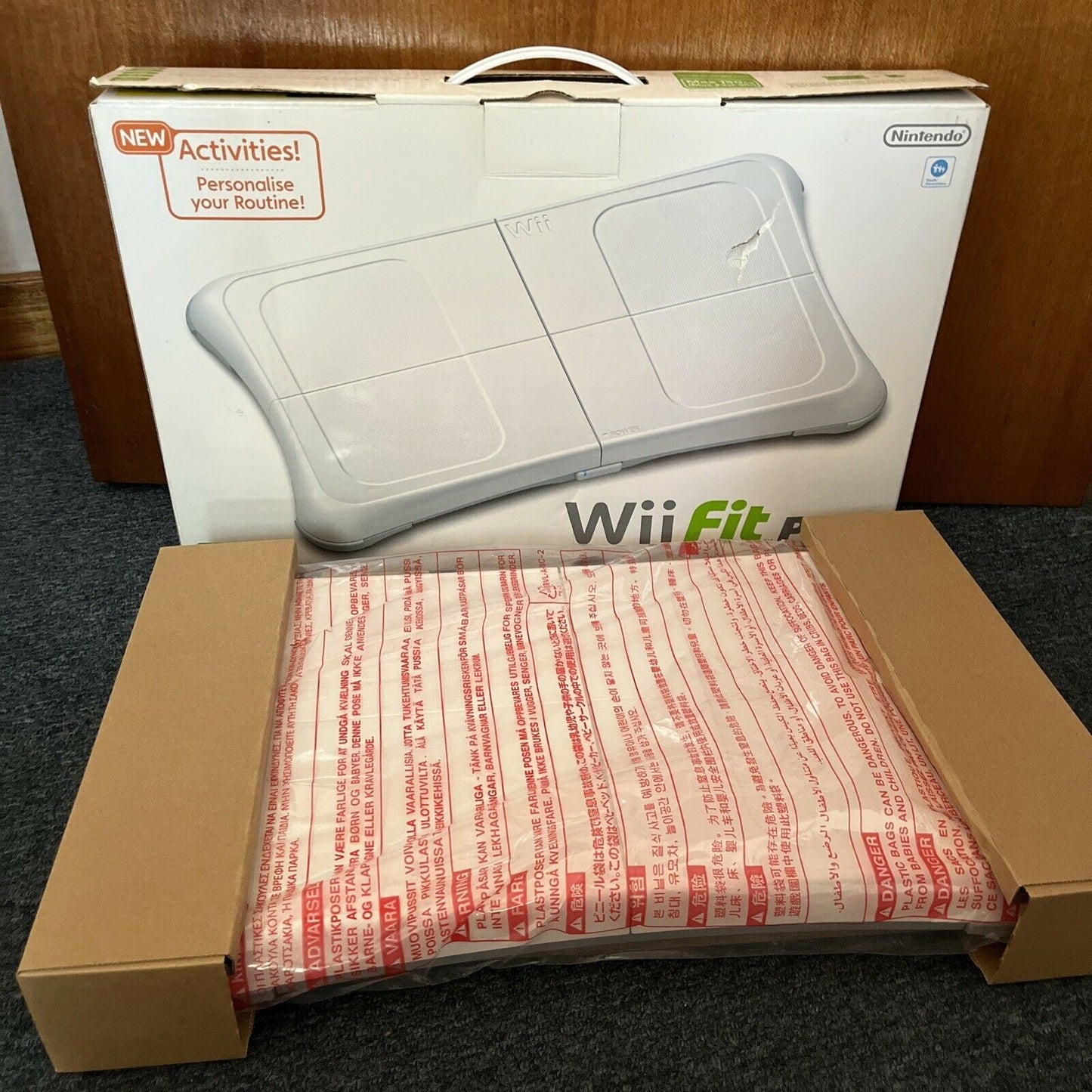 *Never Used* Wii Fit Plus (Wii, 2009)