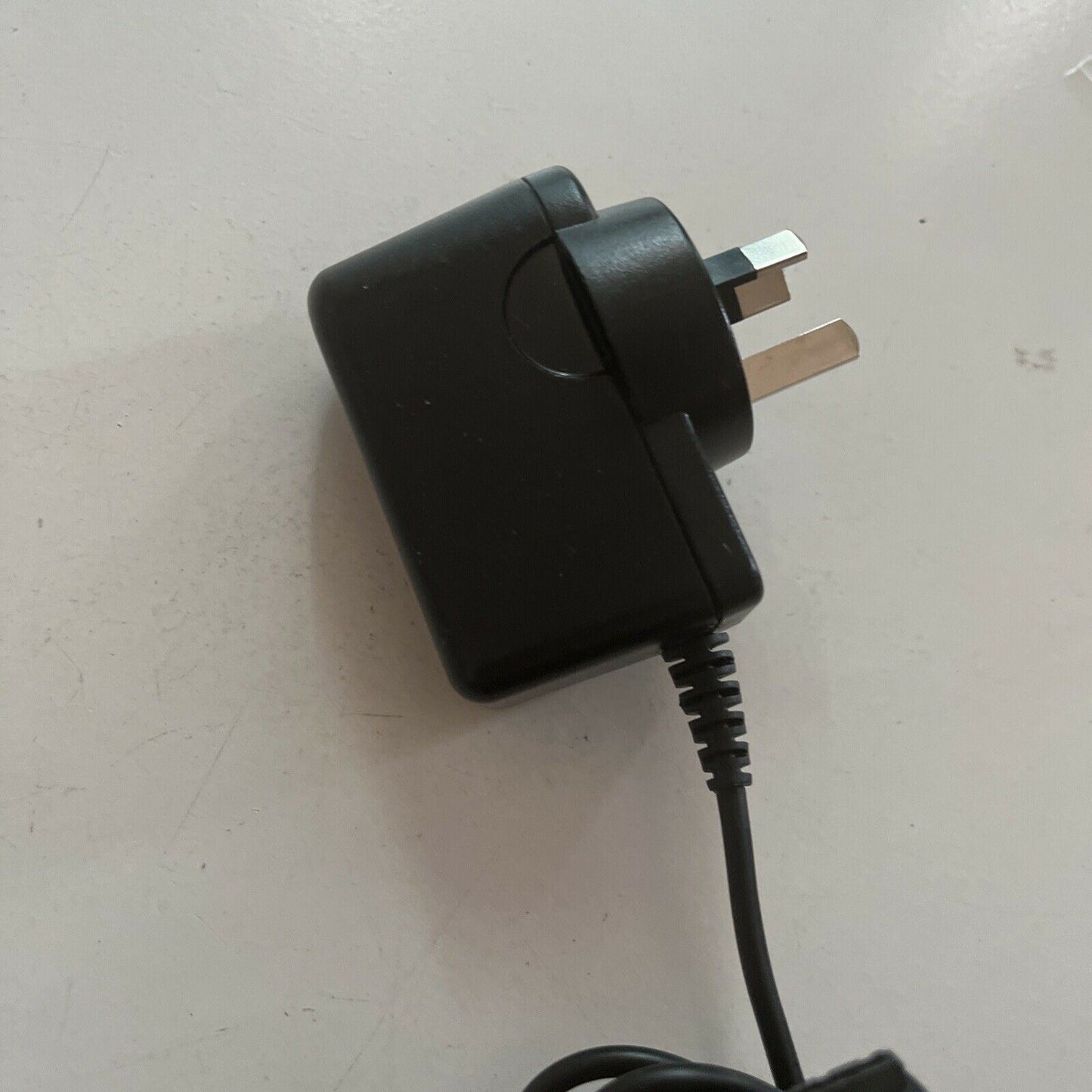 Genuine LG TA-20GS3 Mobile Phone Travel Adapter Charger 4.6V 800mA