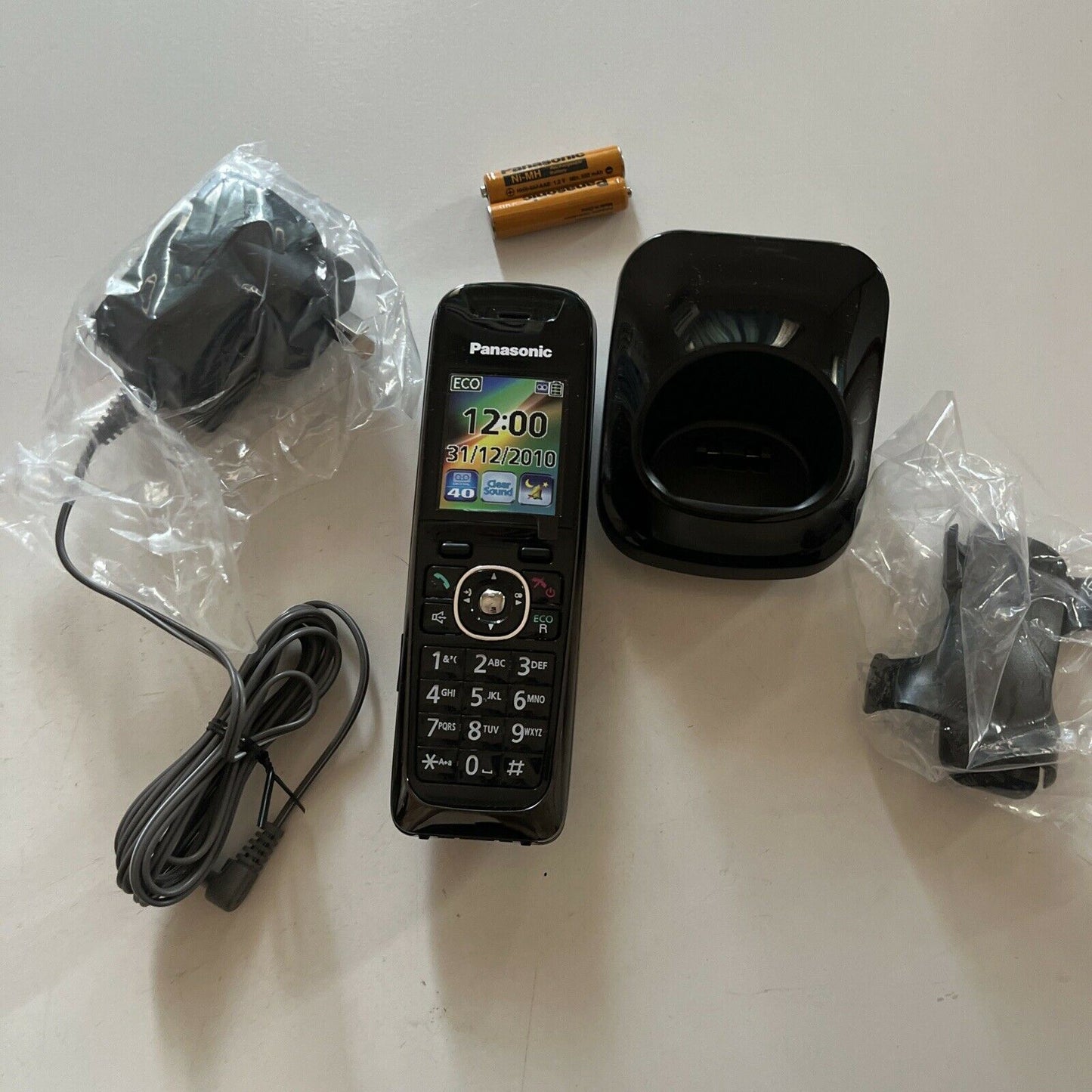 *New Never Used* Panasonic KX-TGA850AZ Handset & PNPC1012 Charging Base