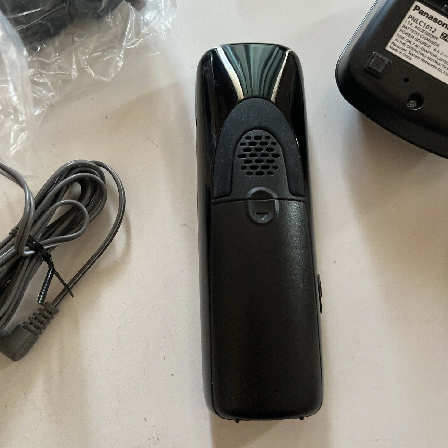 *New Never Used* Panasonic KX-TGA850AZ Handset & PNPC1012 Charging Base