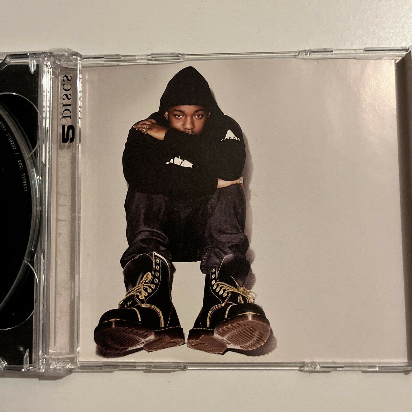 Kendrick Lamar - Good Kid, M.A.A.D. City / To Pimp A Butterfly (CD, 2015, 3-Disc