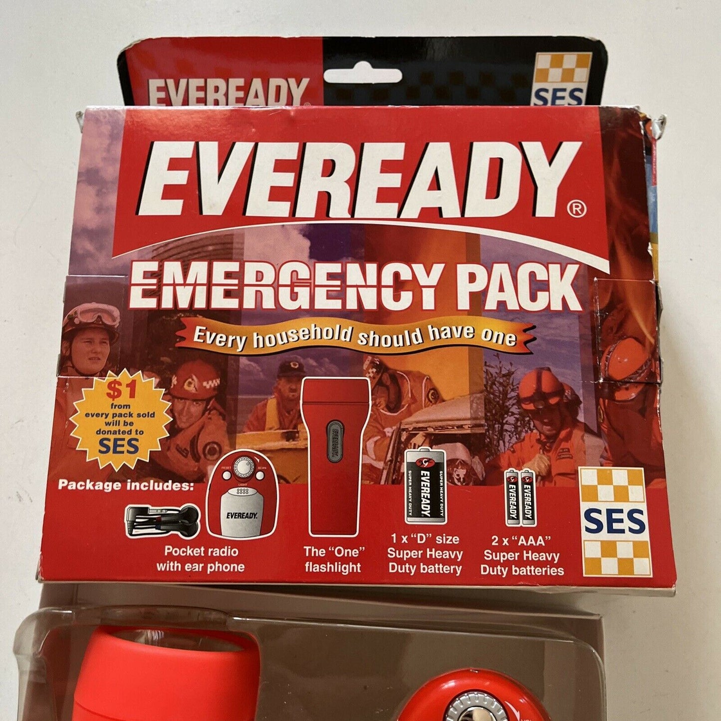 Eveready Emergency Pack - Flashlight & FM Radio *Batteries Not Included*