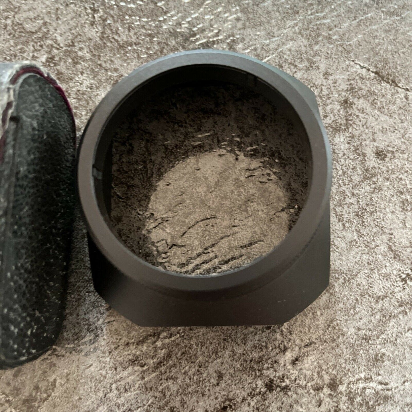 Pentax Asahi Lens Hood Takumar 1:3.5 28mm With Carrying Case