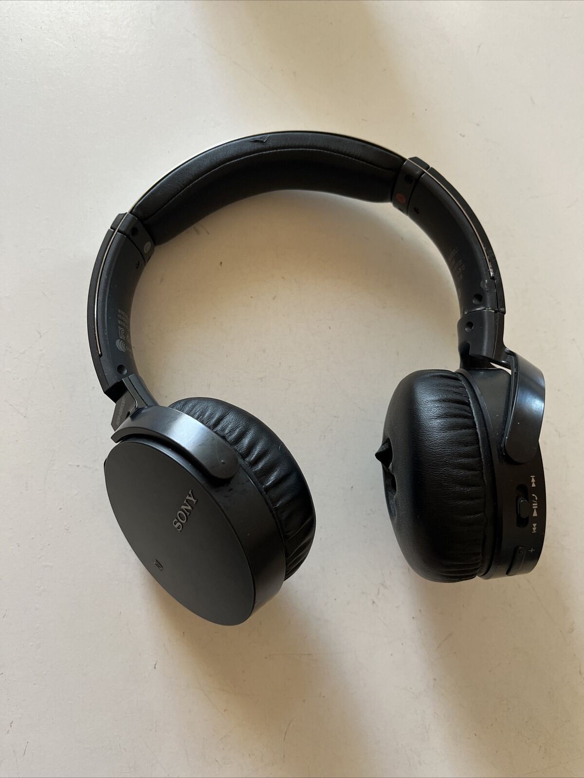 Sony MDR-XB650BT Extra Bass Bluetooth Wireless Headphones Black