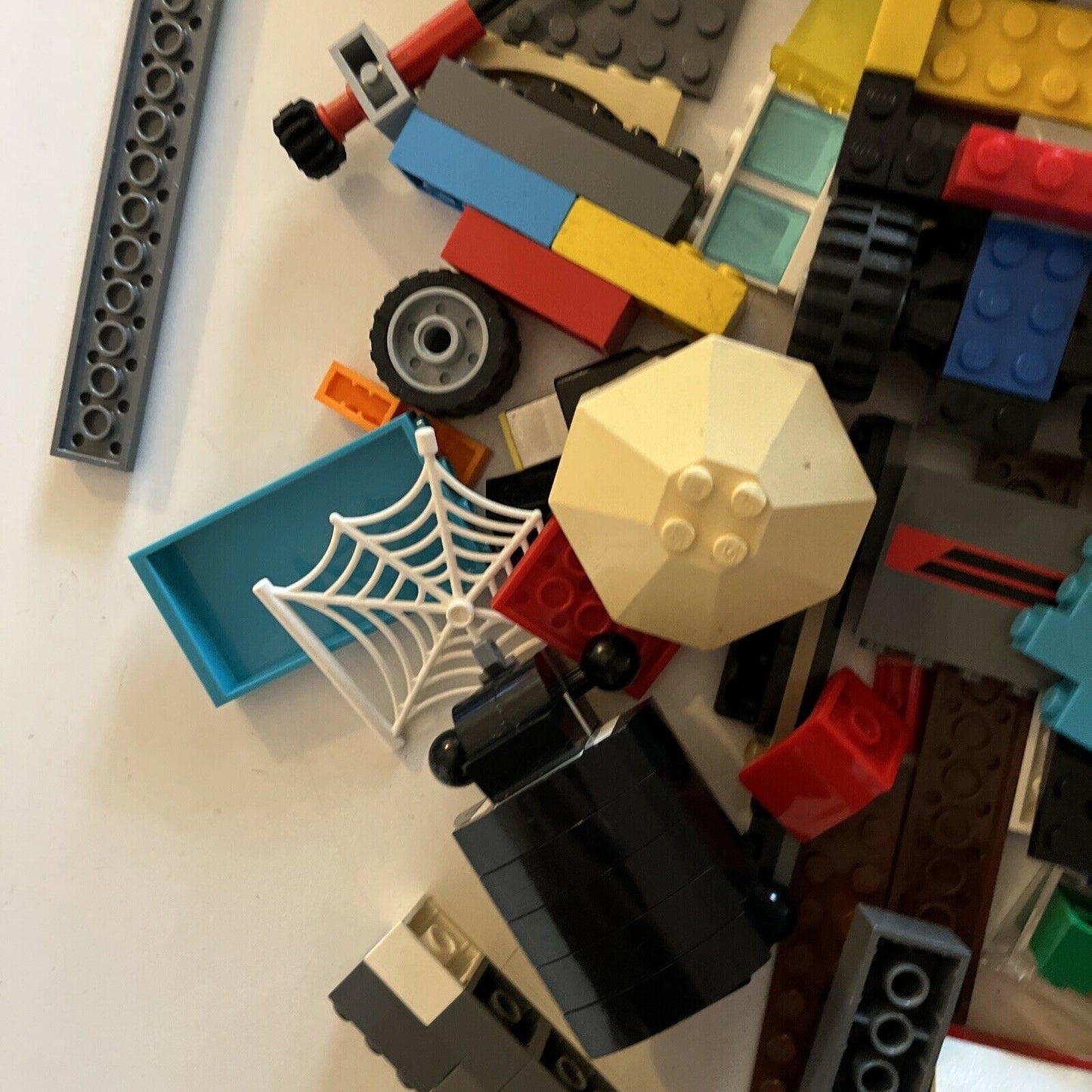 Lego Assorted Bulk Lot Wheels, Police 1025g