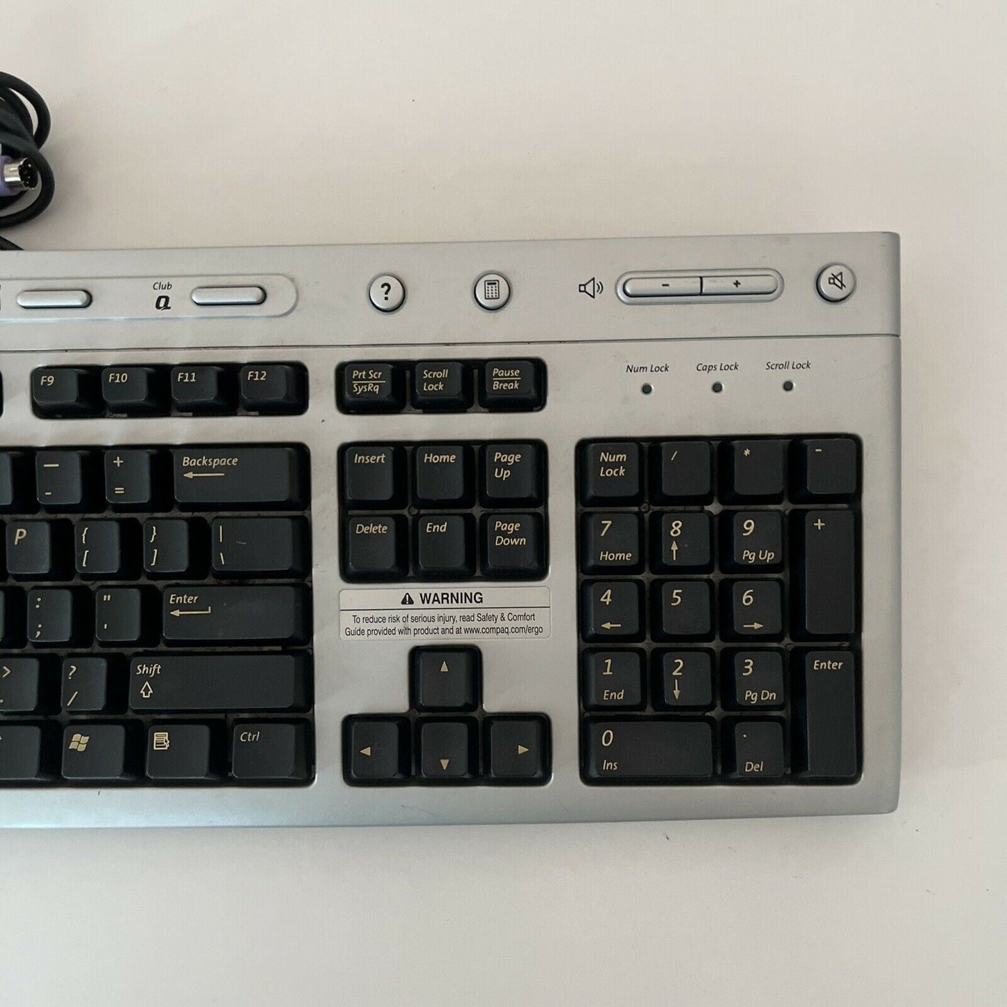 Compaq RT7H00 Multimedia Keyboard PS/2 Port