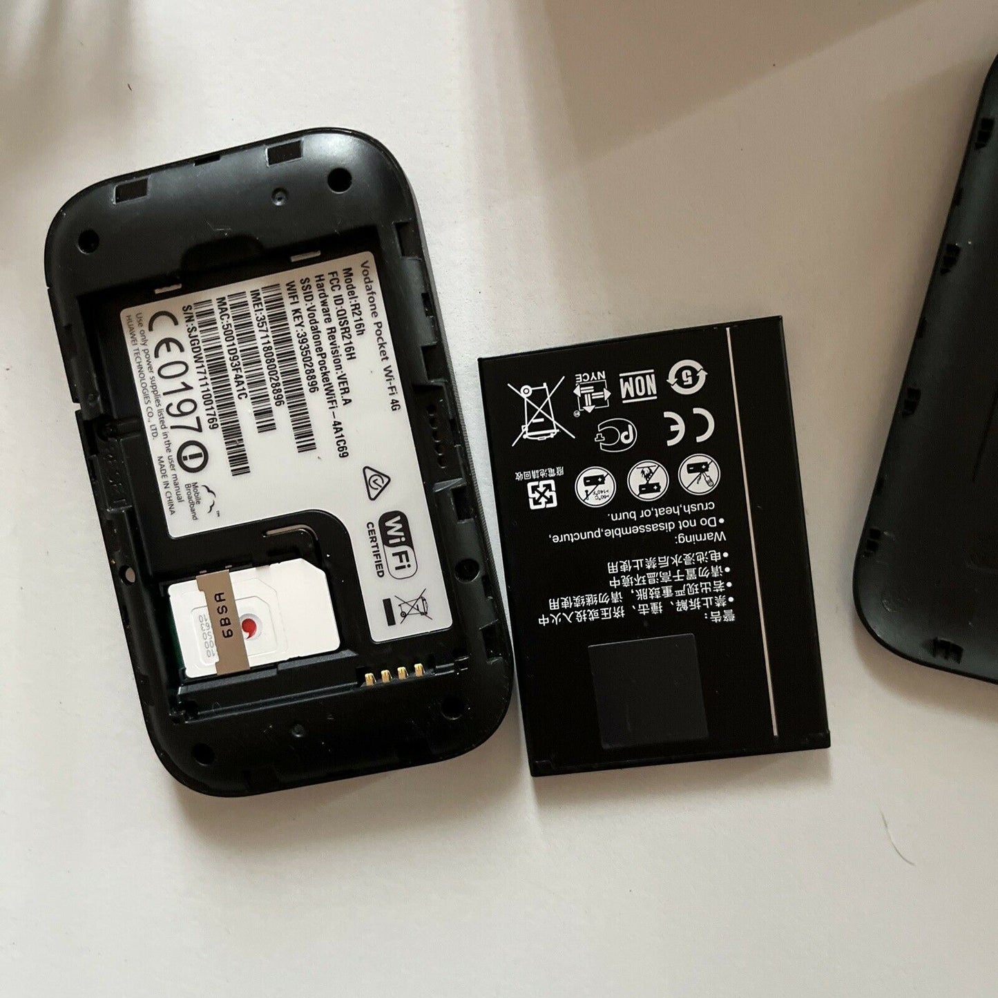 Vodafone Pocket WiFi 4G R216h Mobile Broadband Modem Router *Vodafone Locked*