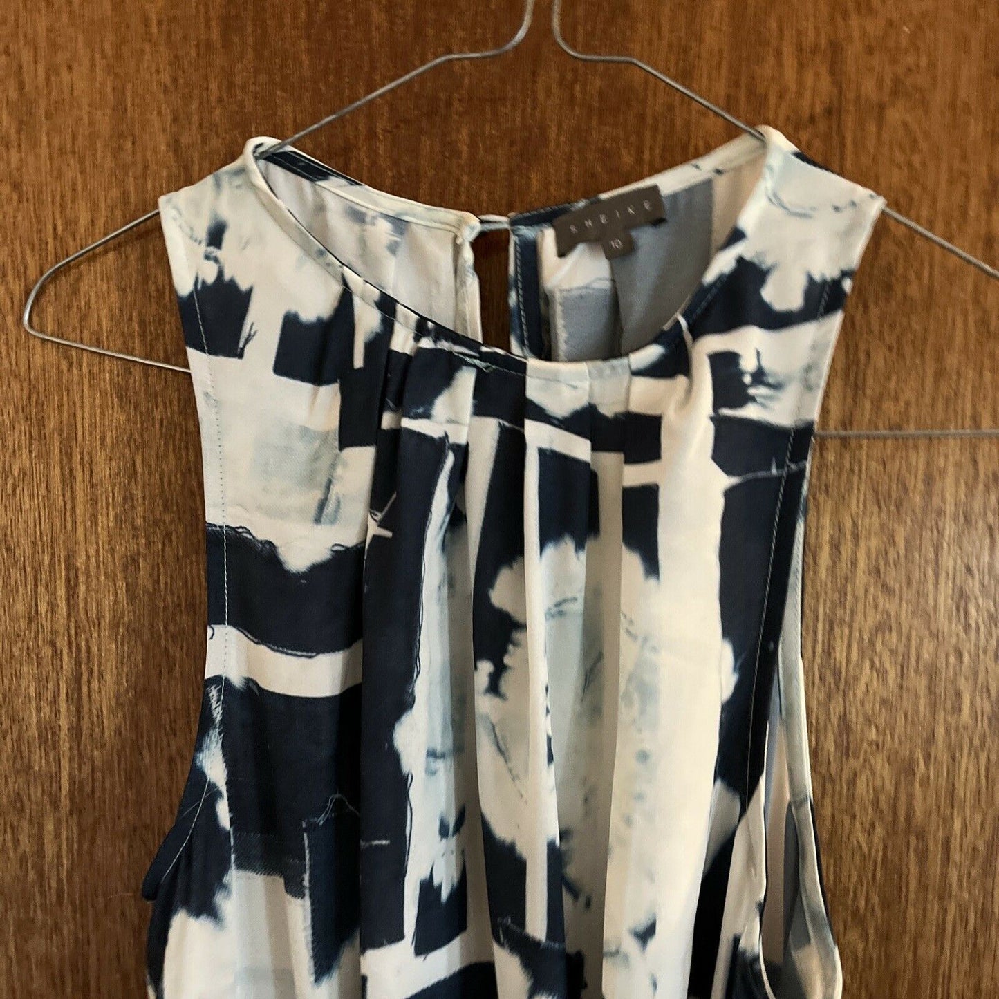 Sheike Maxi Long Dress Size 10 Blue & White
