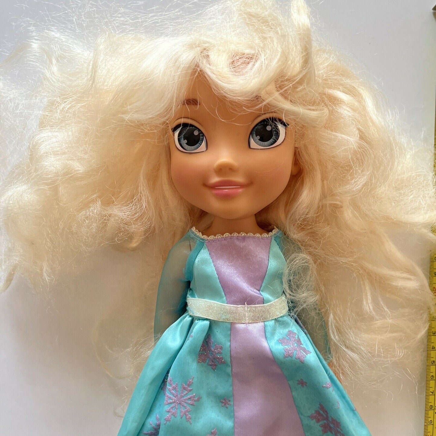 Disney's Frozen Elsa 13 inch Doll Jakks Pacific
