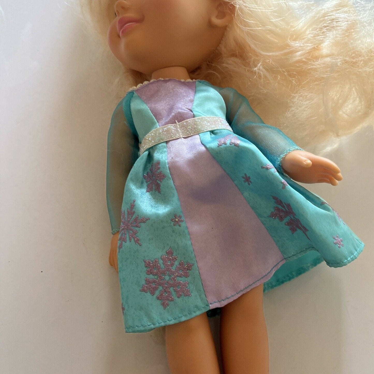 Disney's Frozen Elsa 13 inch Doll Jakks Pacific