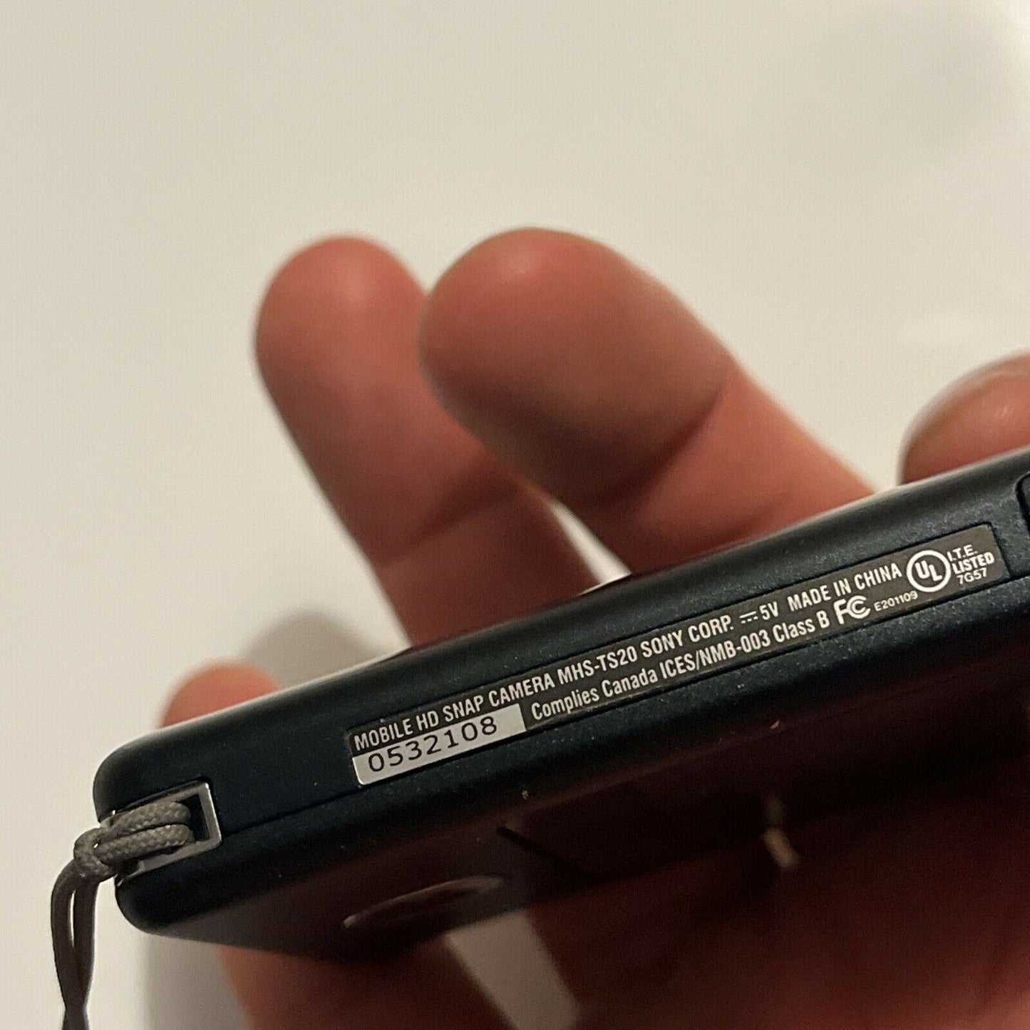 Sony Bloggie Mobile HD Snap Touch Camera MHS-TS20 8GB